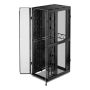 APC NetShelter SX, serverrackbehuizing, Gen 2, 52U, 2436H x 750B x 1200D mm, met zijkanten, zwart (AR3358B2) thumbnail