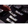 Kingston Technology FURY 96GB 6400MT/s DDR5 CL32 DIMM (set van 2) Renegade Silver XMP (KF564C32RSK2-96) thumbnail
