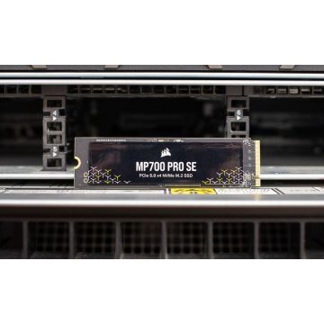 Corsair SSD    4TB CORSAIR  M.2  PCI-E   NVMe Gen5 MP700 PRO SE retail (CSSD-F4000GBMP700PHXS) thumbnail