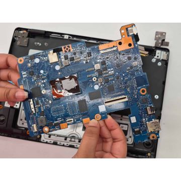 Acer MAIN BD.Q370.UMA.RTL8111EPV (DB.C0311.002) thumbnail