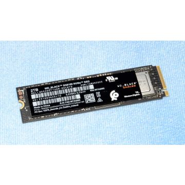 Western Digital WD SSD M.2 (2280) 4TB Black SN8100 PCI (WDS400T1X0M) thumbnail
