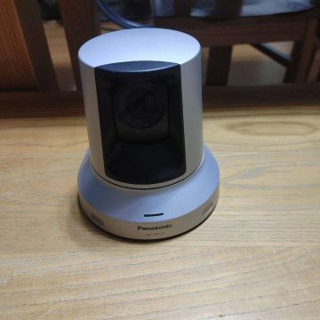 Panasonic HD Communication Camera GP-VD131 - Konferenzkamera - PTZ - Farbe - 1080/60p - motorbetrieben - HDMI - DC 16 V (GP-VD13 (GP-VD131) thumbnail